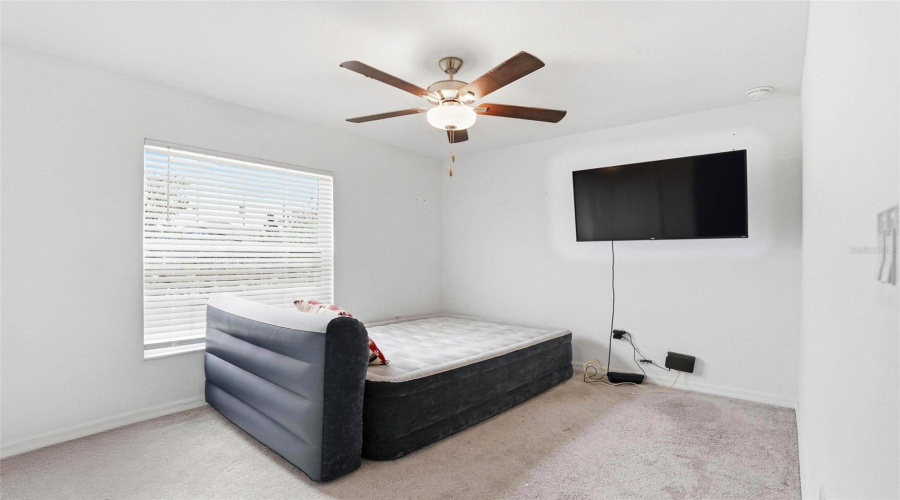 Plant City, Florida 33565, 4 Bedroom Bedrooms, ,2 Bathroombathrooms,Residential,For Sale,Natural Trace,0,Mfrtb8530344