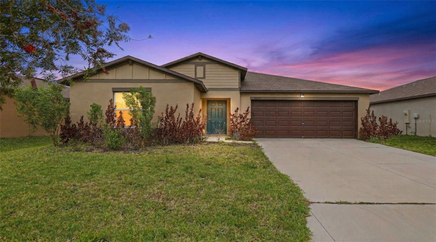 Plant City, Florida 33565, 4 Bedroom Bedrooms, ,2 Bathroombathrooms,Residential,For Sale,Natural Trace,0,Mfrtb8530344