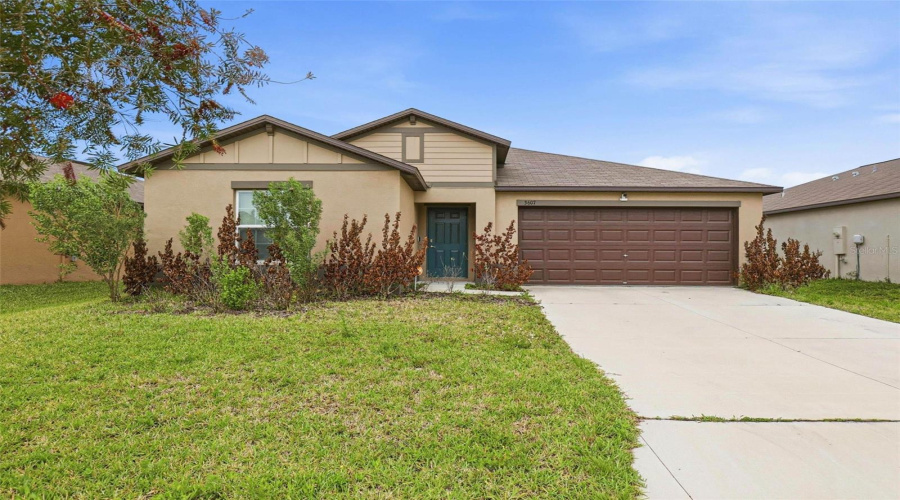 Plant City, Florida 33565, 4 Bedroom Bedrooms, ,2 Bathroombathrooms,Residential,For Sale,Natural Trace,0,Mfrtb8530344