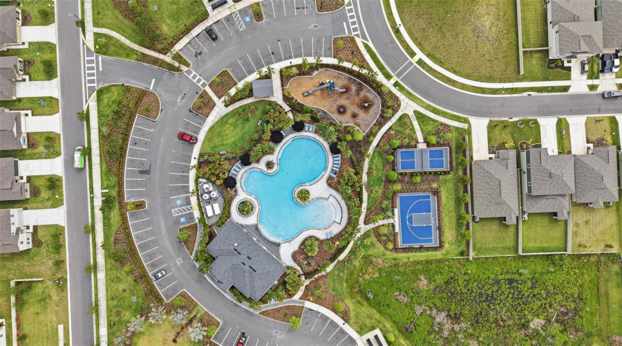 Plant City, Florida 33565, 4 Bedroom Bedrooms, ,2 Bathroombathrooms,Residential,For Sale,Natural Trace,0,Mfrtb8530344
