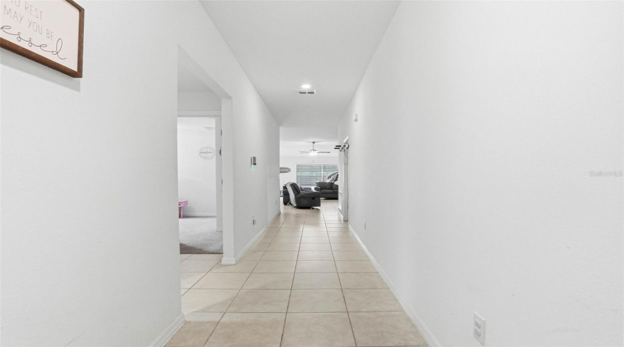 Plant City, Florida 33565, 4 Bedroom Bedrooms, ,2 Bathroombathrooms,Residential,For Sale,Natural Trace,0,Mfrtb8530344