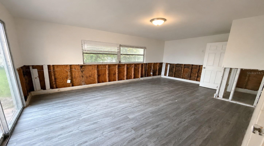 New Port Richey, Florida 34652, 3 Bedroom Bedrooms, ,1 Bathroombathrooms,Residential,For Sale,Dianne,0,Mfrw7888954