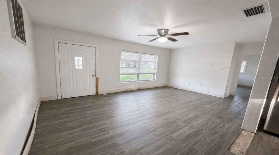New Port Richey, Florida 34652, 3 Bedroom Bedrooms, ,1 Bathroombathrooms,Residential,For Sale,Dianne,0,Mfrw7888954