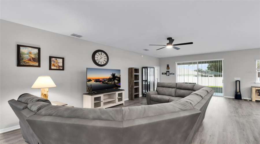 Ocala, Florida 34476, 5 Bedroom Bedrooms, ,3 Bathroombathrooms,Residential,For Sale,107Th,0,Mfrom731035