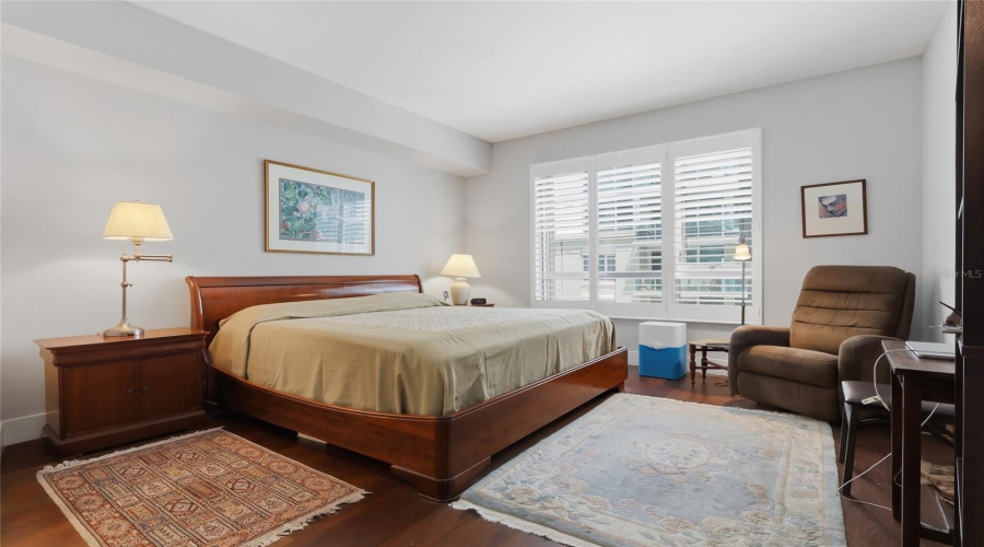 Tampa, Florida 33602, 2 Bedroom Bedrooms, ,2 Bathroombathrooms,Residential,For Sale,12Th,0,Mfrtb8541492