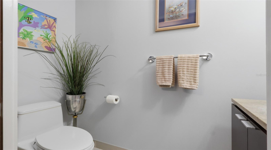 Tampa, Florida 33602, 2 Bedroom Bedrooms, ,2 Bathroombathrooms,Residential,For Sale,12Th,0,Mfrtb8541492