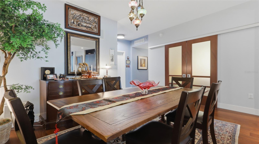 Tampa, Florida 33602, 2 Bedroom Bedrooms, ,2 Bathroombathrooms,Residential,For Sale,12Th,0,Mfrtb8541492