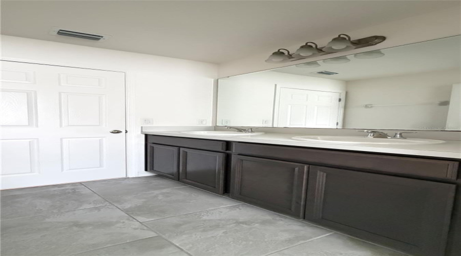 St Cloud, Florida 34771, 5 Bedroom Bedrooms, ,3 Bathroombathrooms,Residential,For Sale,Camilla,0,Mfrs5155673