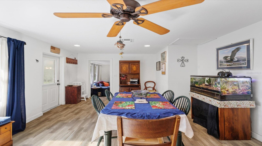 Dade City, Florida 33525, 3 Bedroom Bedrooms, ,2 Bathroombathrooms,Residential,For Sale,Clinton,0,Mfrtb8468434