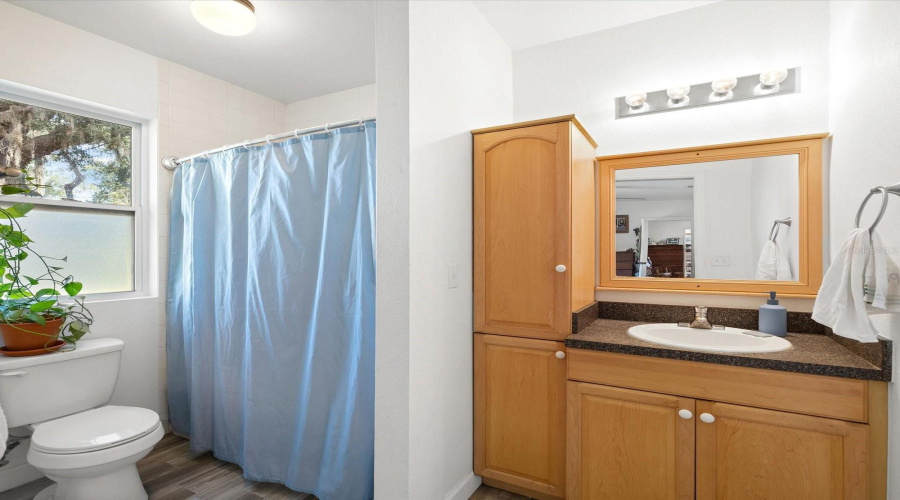 Dade City, Florida 33525, 3 Bedroom Bedrooms, ,2 Bathroombathrooms,Residential,For Sale,Clinton,0,Mfrtb8468434