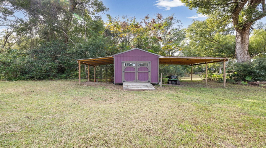 Dade City, Florida 33525, 3 Bedroom Bedrooms, ,2 Bathroombathrooms,Residential,For Sale,Clinton,0,Mfrtb8468434
