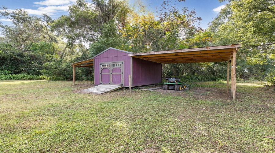 Dade City, Florida 33525, 3 Bedroom Bedrooms, ,2 Bathroombathrooms,Residential,For Sale,Clinton,0,Mfrtb8468434