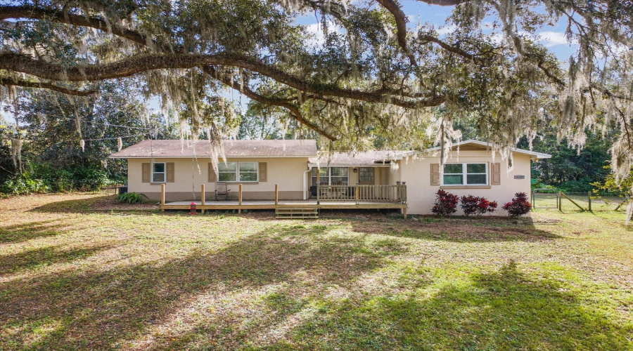 Dade City, Florida 33525, 3 Bedroom Bedrooms, ,2 Bathroombathrooms,Residential,For Sale,Clinton,0,Mfrtb8468434