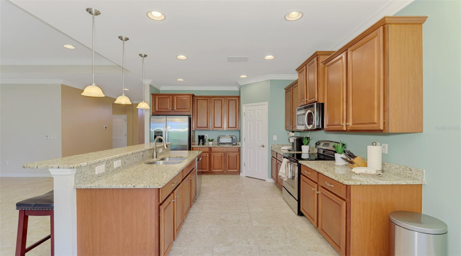 Venice, Florida 34293, 3 Bedroom Bedrooms, ,2 Bathroombathrooms,Residential,For Sale,Canyonland,0,Mfrn6145469