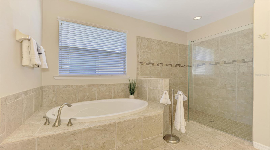 Garden Tub In Primary Bath