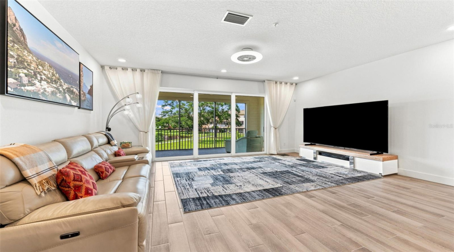 Seminole, Florida 33777, 3 Bedroom Bedrooms, ,2 Bathroombathrooms,Residential,For Sale,Key Haven,0,Mfrtb8542161
