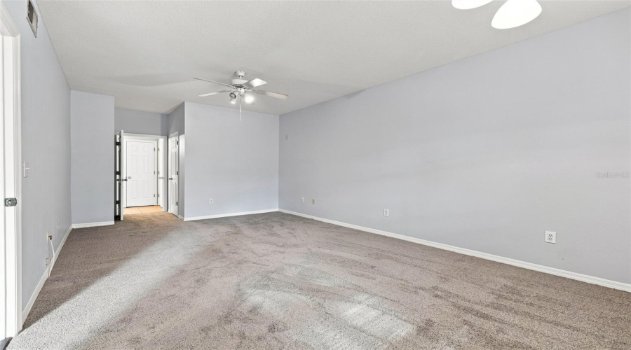 Tampa, Florida 33605, 1 Bedroom Bedrooms, ,1 Bathroombathrooms,Residential,For Sale,Palm,0,Mfrtb8542687