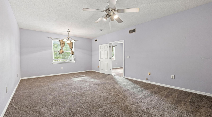 Tampa, Florida 33605, 1 Bedroom Bedrooms, ,1 Bathroombathrooms,Residential,For Sale,Palm,0,Mfrtb8542687