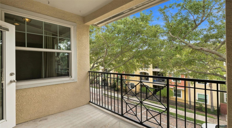 Tampa, Florida 33605, 1 Bedroom Bedrooms, ,1 Bathroombathrooms,Residential,For Sale,Palm,0,Mfrtb8542687