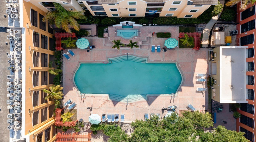 Tampa, Florida 33605, 1 Bedroom Bedrooms, ,1 Bathroombathrooms,Residential,For Sale,Palm,0,Mfrtb8542687