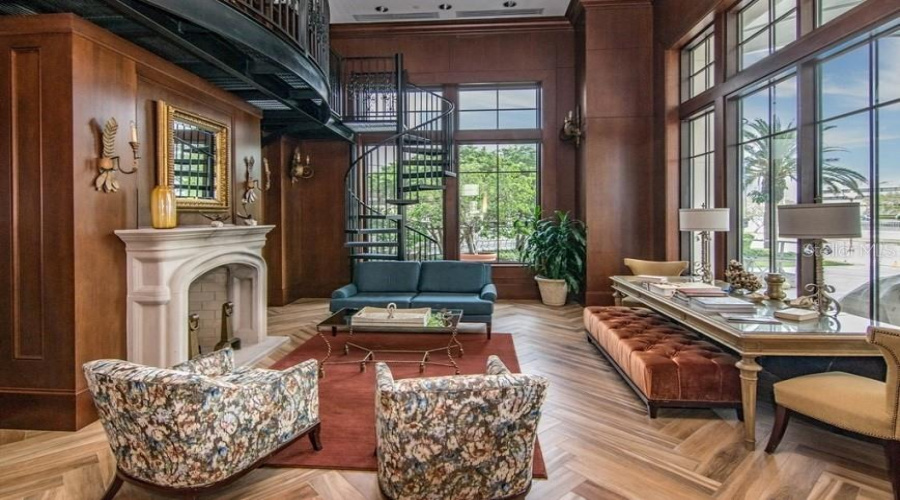 Building Sitting Area/Library