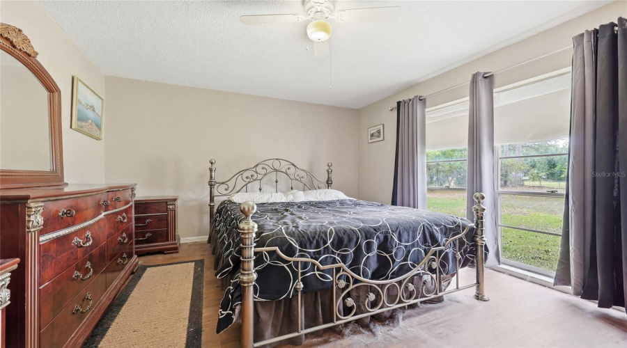 Gainesville, Florida 32653, 3 Bedroom Bedrooms, ,2 Bathroombathrooms,Residential,For Sale,54Th,0,Mfrgc539143