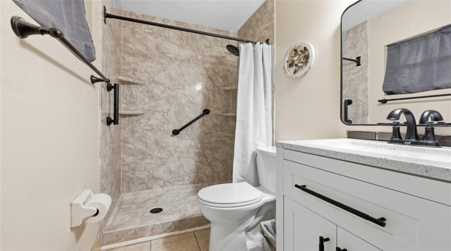 Gainesville, Florida 32653, 3 Bedroom Bedrooms, ,2 Bathroombathrooms,Residential,For Sale,54Th,0,Mfrgc539143