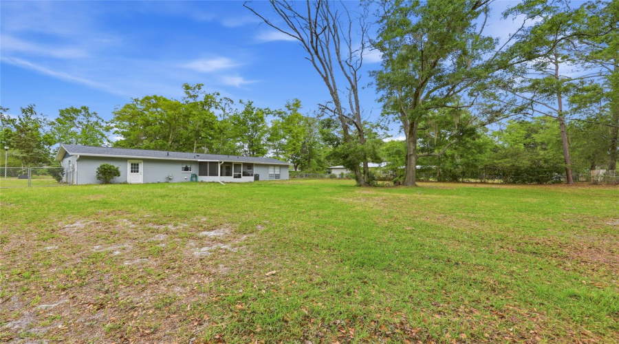 Gainesville, Florida 32653, 3 Bedroom Bedrooms, ,2 Bathroombathrooms,Residential,For Sale,54Th,0,Mfrgc539143