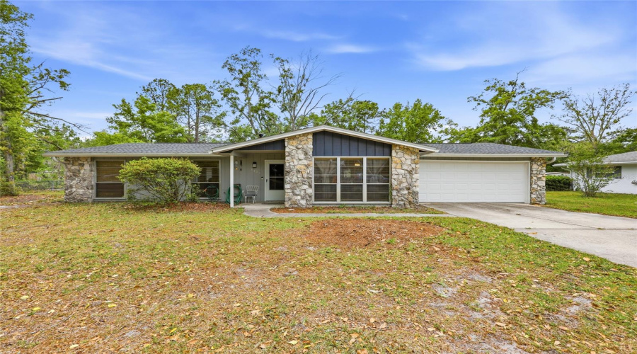 Gainesville, Florida 32653, 3 Bedroom Bedrooms, ,2 Bathroombathrooms,Residential,For Sale,54Th,0,Mfrgc539143