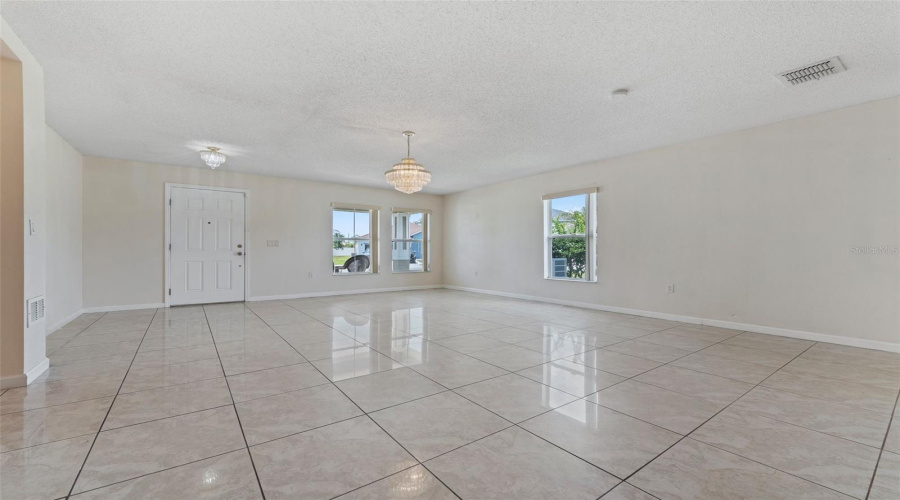 Kissimmee, Florida 34744, 5 Bedroom Bedrooms, ,3 Bathroombathrooms,Residential,For Sale,Neptune Pointe,0,Mfrs5149687