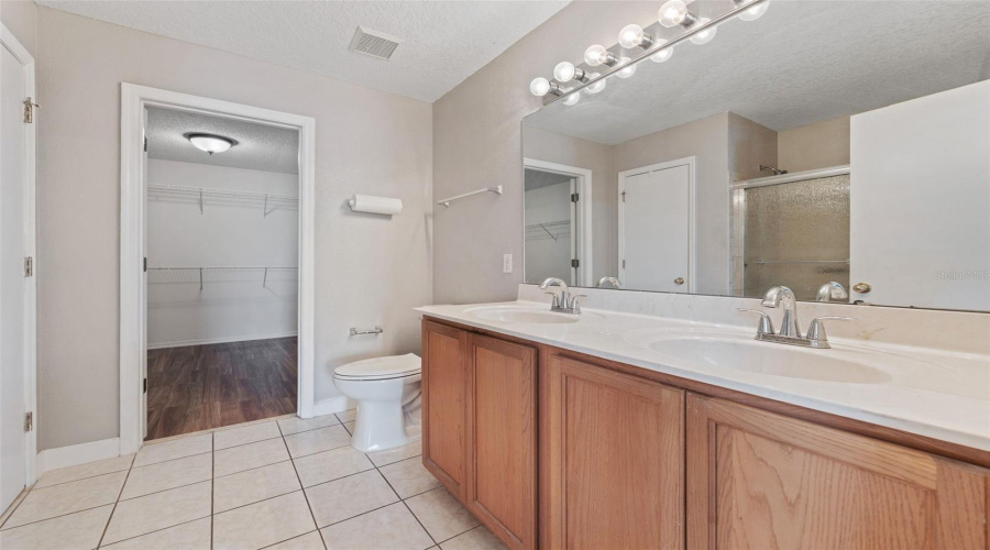 Kissimmee, Florida 34744, 5 Bedroom Bedrooms, ,3 Bathroombathrooms,Residential,For Sale,Neptune Pointe,0,Mfrs5149687