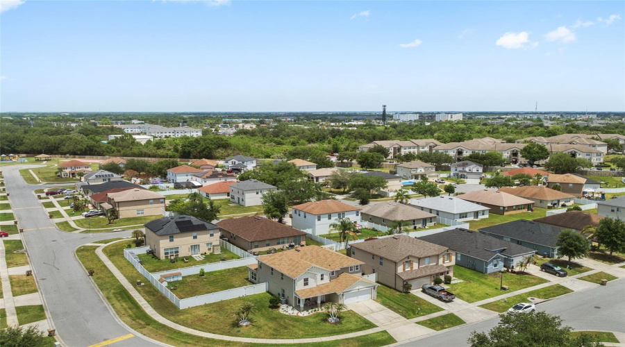 Kissimmee, Florida 34744, 5 Bedroom Bedrooms, ,3 Bathroombathrooms,Residential,For Sale,Neptune Pointe,0,Mfrs5149687