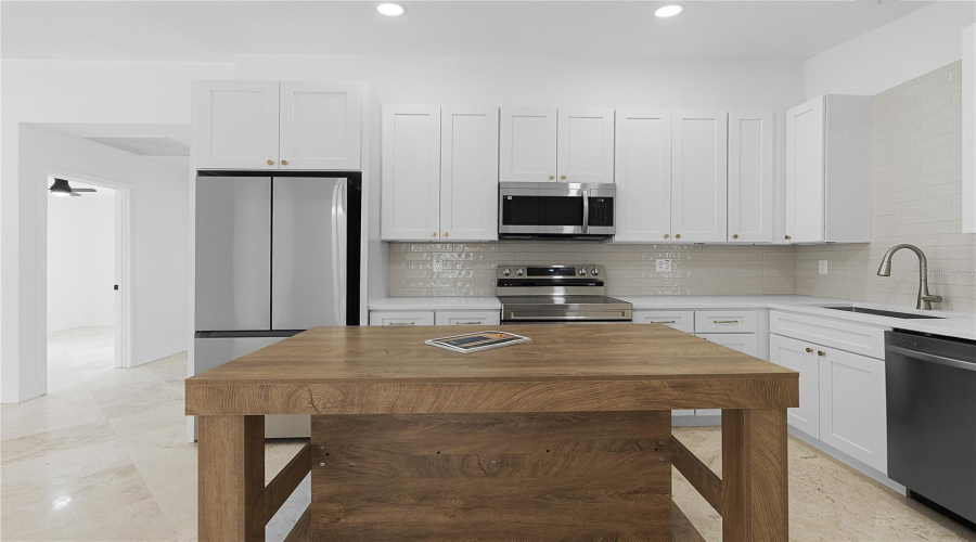 Winter Park, Florida 32789, 3 Bedroom Bedrooms, ,2 Bathroombathrooms,Residential,For Sale,Denning,0,Mfro6435470