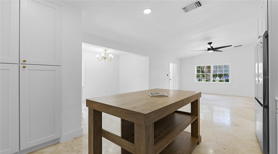 Winter Park, Florida 32789, 3 Bedroom Bedrooms, ,2 Bathroombathrooms,Residential,For Sale,Denning,0,Mfro6435470