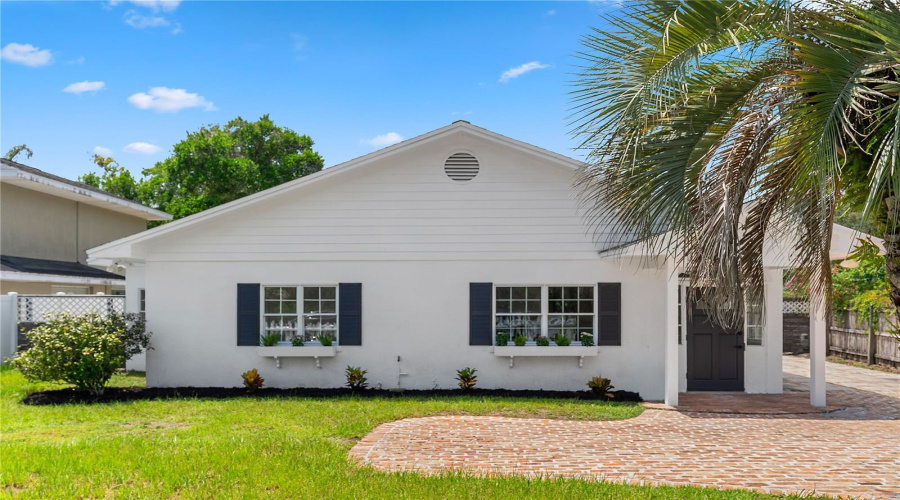 Winter Park, Florida 32789, 3 Bedroom Bedrooms, ,2 Bathroombathrooms,Residential,For Sale,Denning,0,Mfro6435470