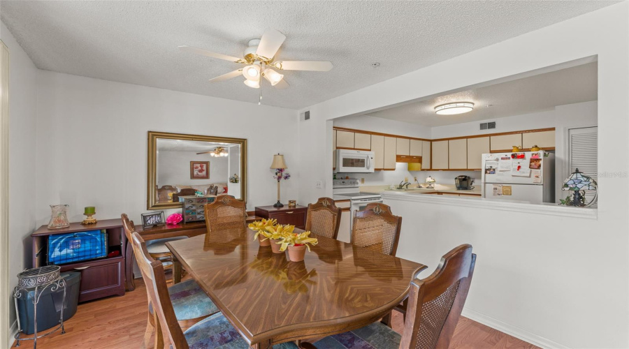 Orlando, Florida 32812, 2 Bedroom Bedrooms, ,2 Bathroombathrooms,Residential,For Sale,Dover Village,0,Mfro6384292