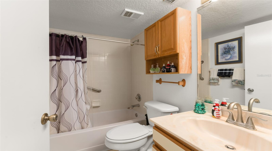 Orlando, Florida 32812, 2 Bedroom Bedrooms, ,2 Bathroombathrooms,Residential,For Sale,Dover Village,0,Mfro6384292