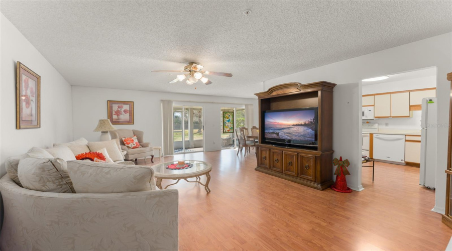 Orlando, Florida 32812, 2 Bedroom Bedrooms, ,2 Bathroombathrooms,Residential,For Sale,Dover Village,0,Mfro6384292