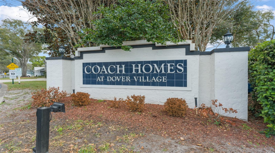 Orlando, Florida 32812, 2 Bedroom Bedrooms, ,2 Bathroombathrooms,Residential,For Sale,Dover Village,0,Mfro6384292