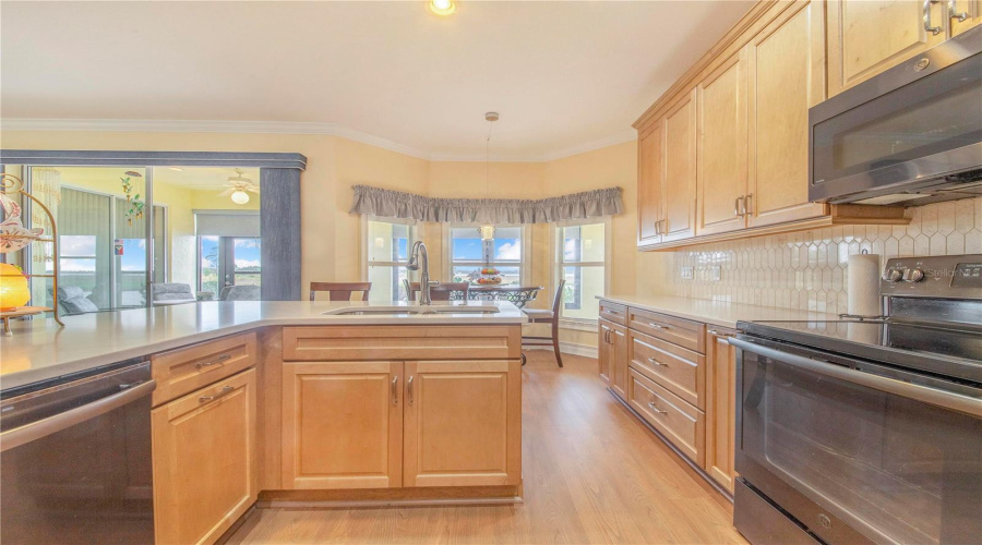 Lake Wales, Florida 33859, 3 Bedroom Bedrooms, ,2 Bathroombathrooms,Residential,For Sale,Dunmore,0,Mfrs5141060