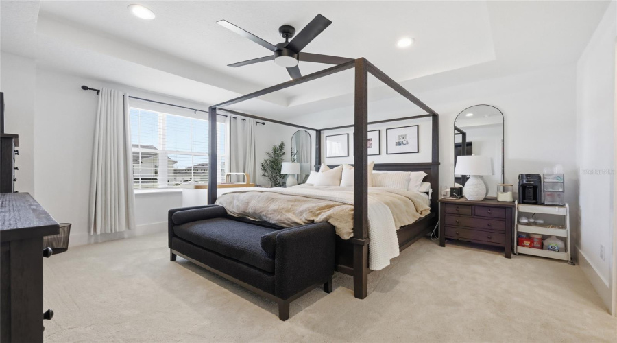 Apopka, Florida 32703, 4 Bedroom Bedrooms, ,3 Bathroombathrooms,Residential,For Sale,Crowncrest,0,Mfro6415913