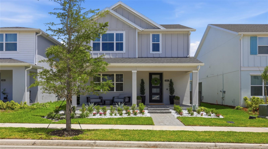 Apopka, Florida 32703, 4 Bedroom Bedrooms, ,3 Bathroombathrooms,Residential,For Sale,Crowncrest,0,Mfro6415913