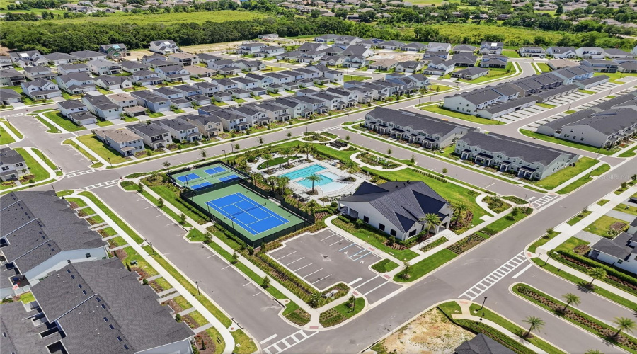 Apopka, Florida 32703, 4 Bedroom Bedrooms, ,3 Bathroombathrooms,Residential,For Sale,Crowncrest,0,Mfro6415913