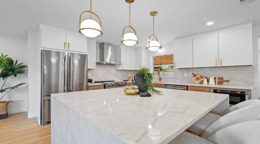 St Petersburg, Florida 33705, 3 Bedroom Bedrooms, ,2 Bathroombathrooms,Residential,For Sale,14Th,0,Mfrtb8536036