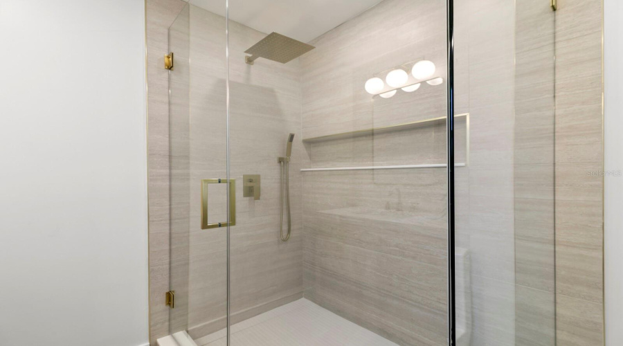 St Petersburg, Florida 33705, 3 Bedroom Bedrooms, ,2 Bathroombathrooms,Residential,For Sale,14Th,0,Mfrtb8536036
