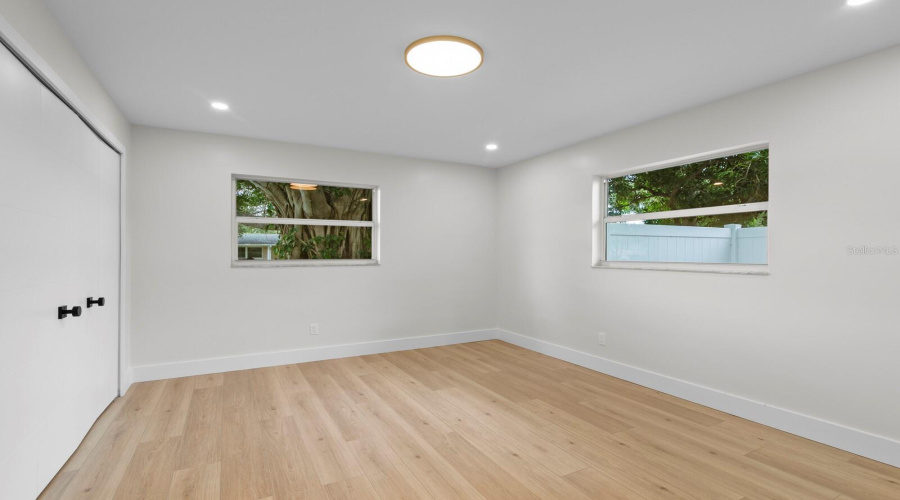 St Petersburg, Florida 33705, 3 Bedroom Bedrooms, ,2 Bathroombathrooms,Residential,For Sale,14Th,0,Mfrtb8536036