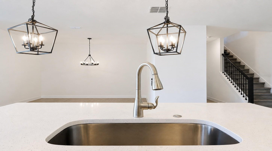 Clermont, Florida 34711, 5 Bedroom Bedrooms, ,3 Bathroombathrooms,Residential,For Sale,Davos,0,Mfro6430205