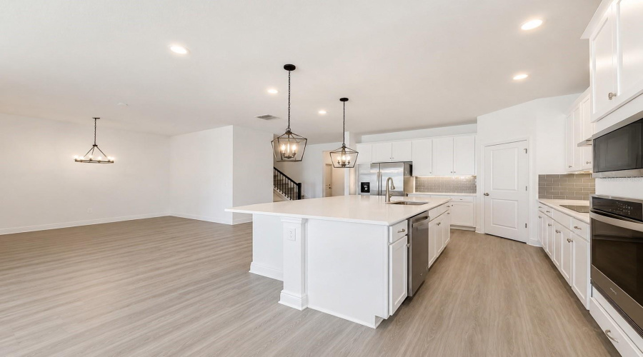 Clermont, Florida 34711, 5 Bedroom Bedrooms, ,3 Bathroombathrooms,Residential,For Sale,Davos,0,Mfro6430205