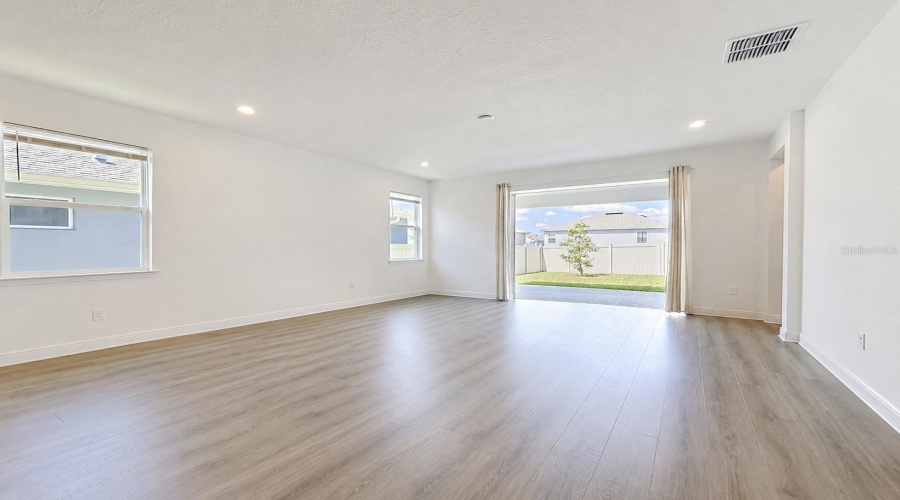 Clermont, Florida 34711, 5 Bedroom Bedrooms, ,3 Bathroombathrooms,Residential,For Sale,Davos,0,Mfro6430205