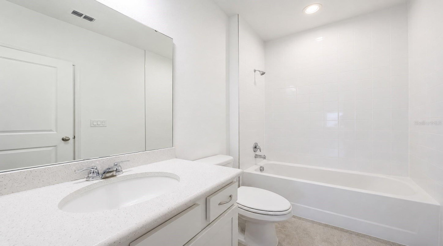 Clermont, Florida 34711, 5 Bedroom Bedrooms, ,3 Bathroombathrooms,Residential,For Sale,Davos,0,Mfro6430205
